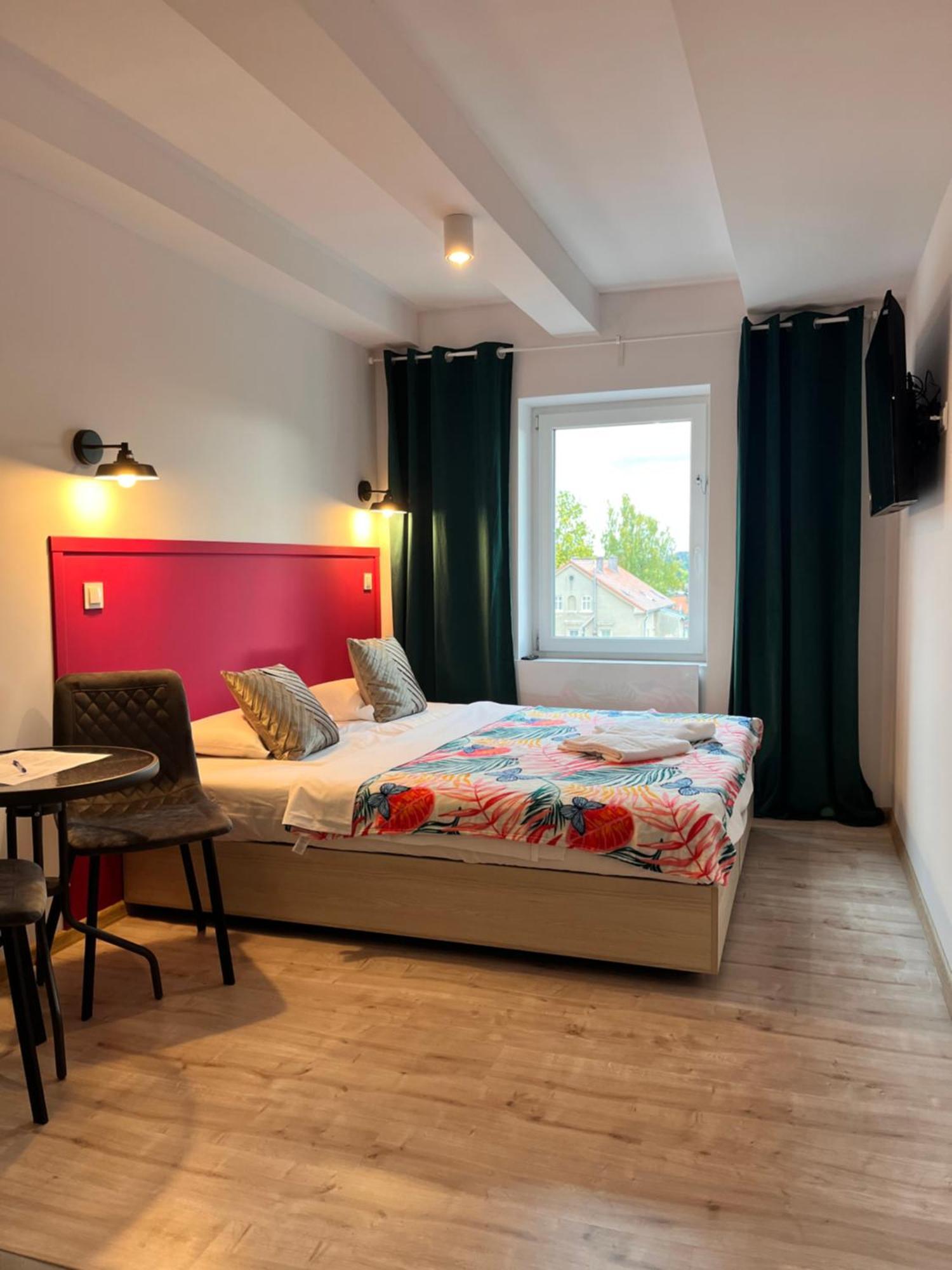 3 Budget Stay Apartments Zgorzelec Esterno foto