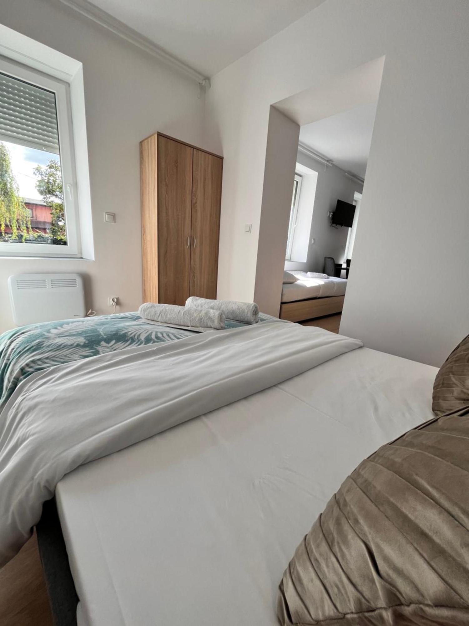 3 Budget Stay Apartments Zgorzelec Esterno foto