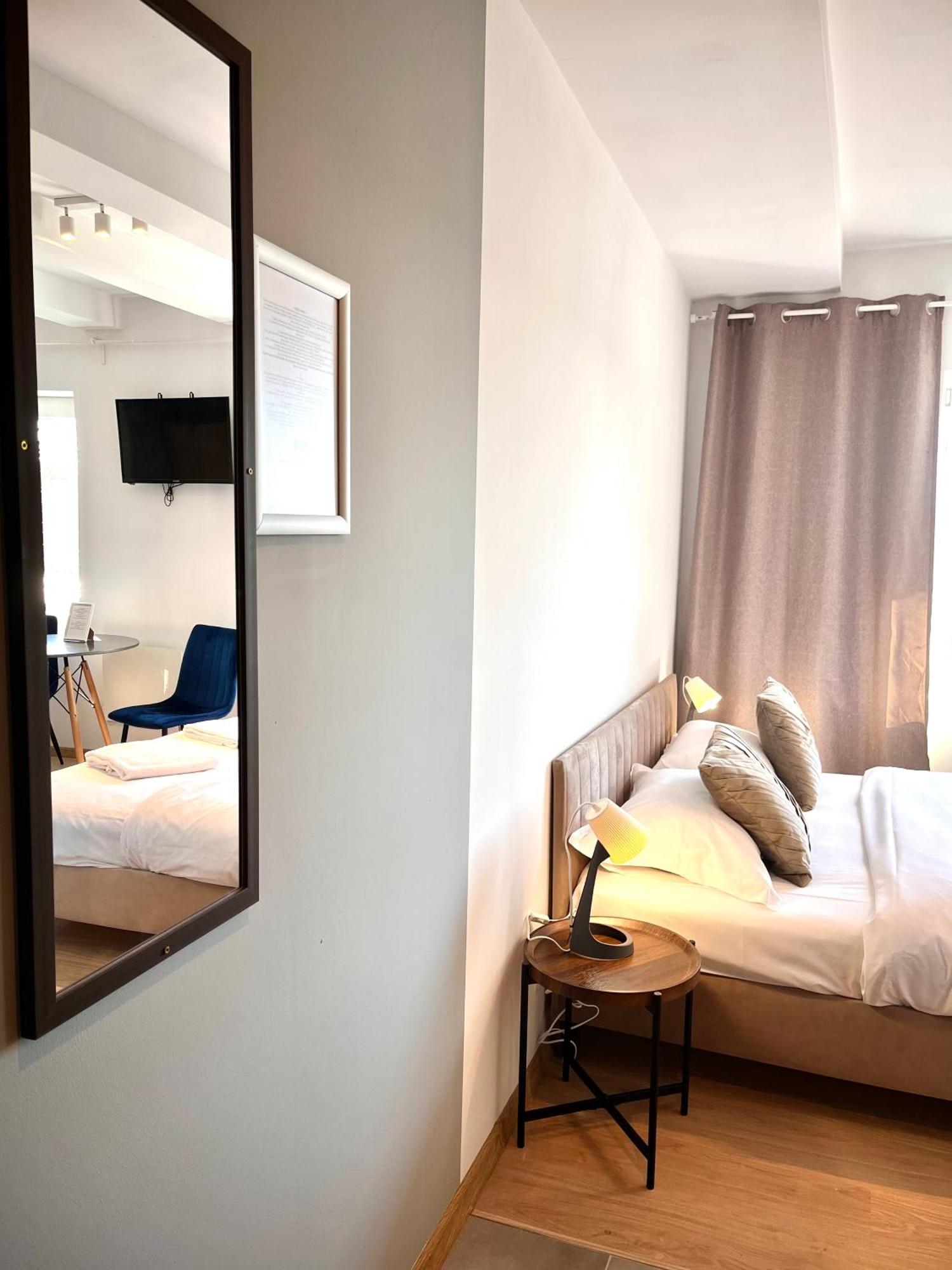3 Budget Stay Apartments Zgorzelec Esterno foto